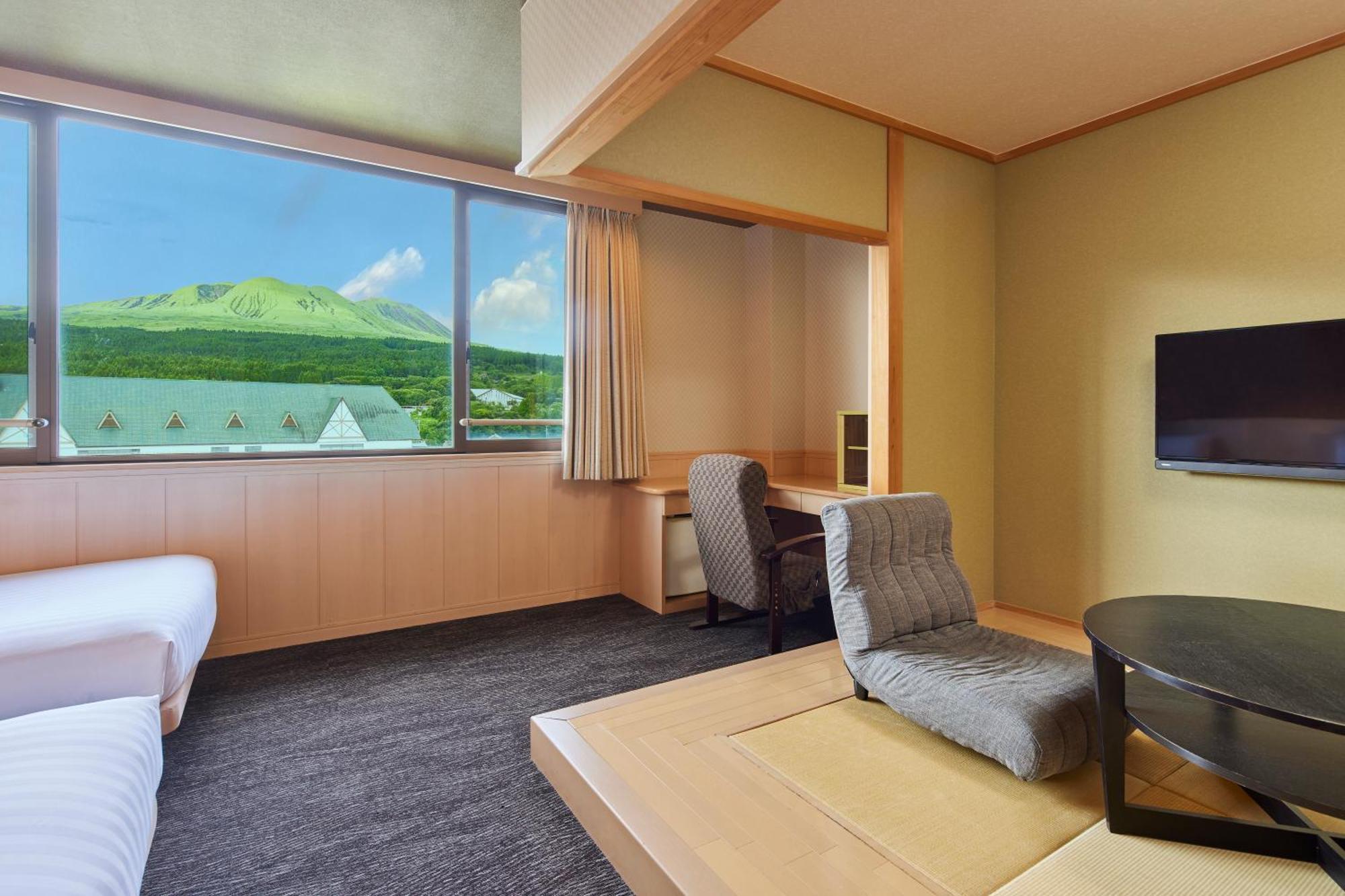 Kamenoi Hotel Aso Park Resort Exterior photo
