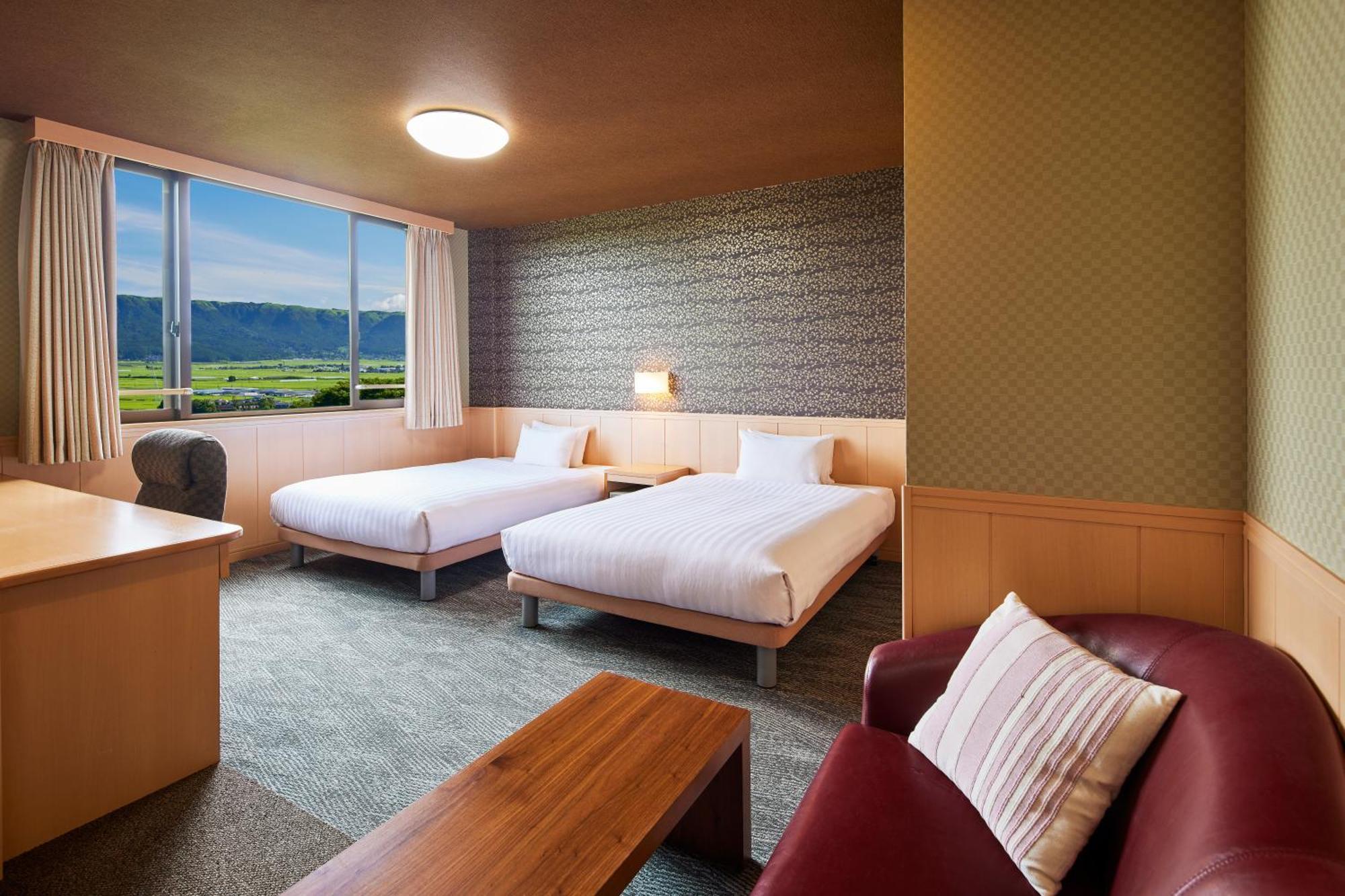 Kamenoi Hotel Aso Park Resort Exterior photo